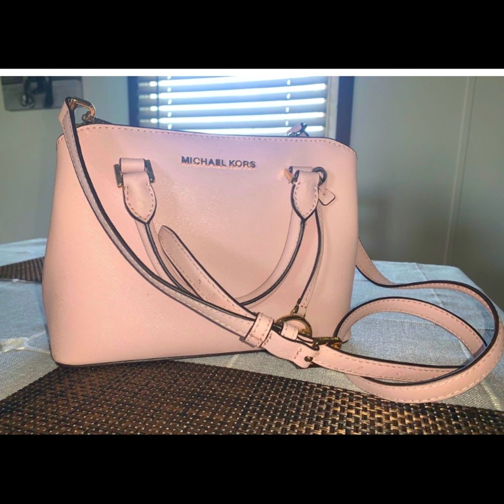 Michael Kors shoulder purse